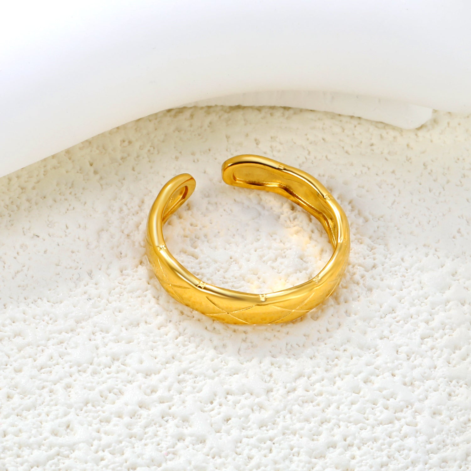 Quilted Pattern Gold Adjustable Ring