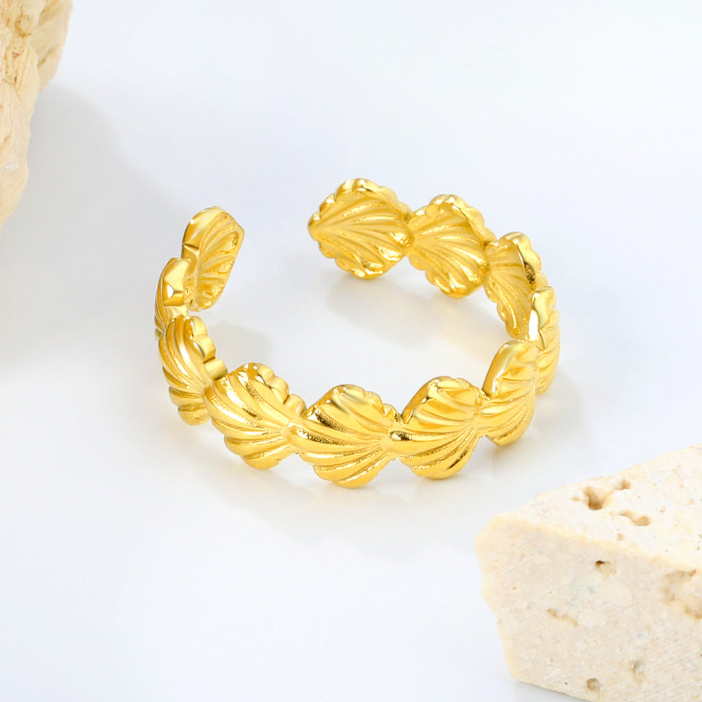 Scallop Seashell Gold Adjustable Ring