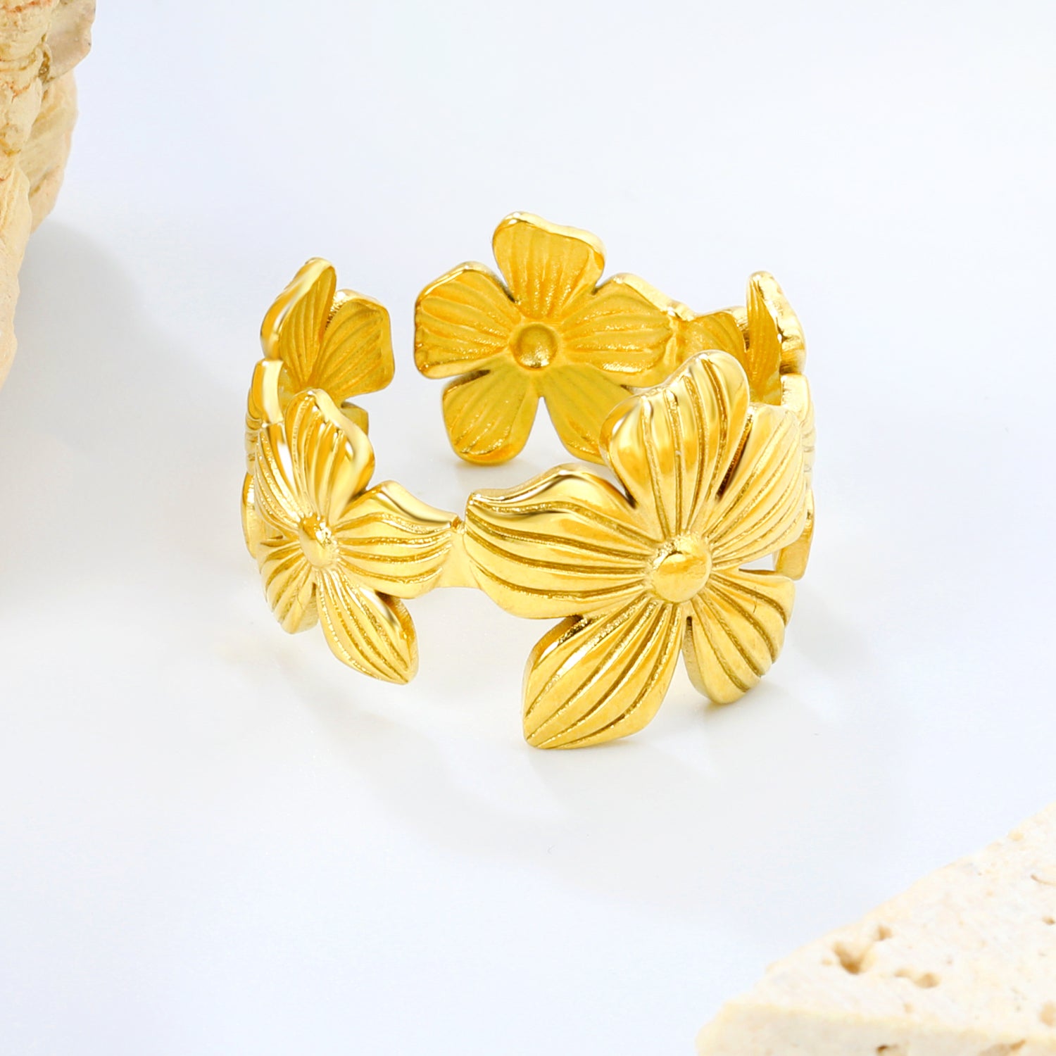 Floral Adjustable Ring - 18k Gold Plated Stainless Steel