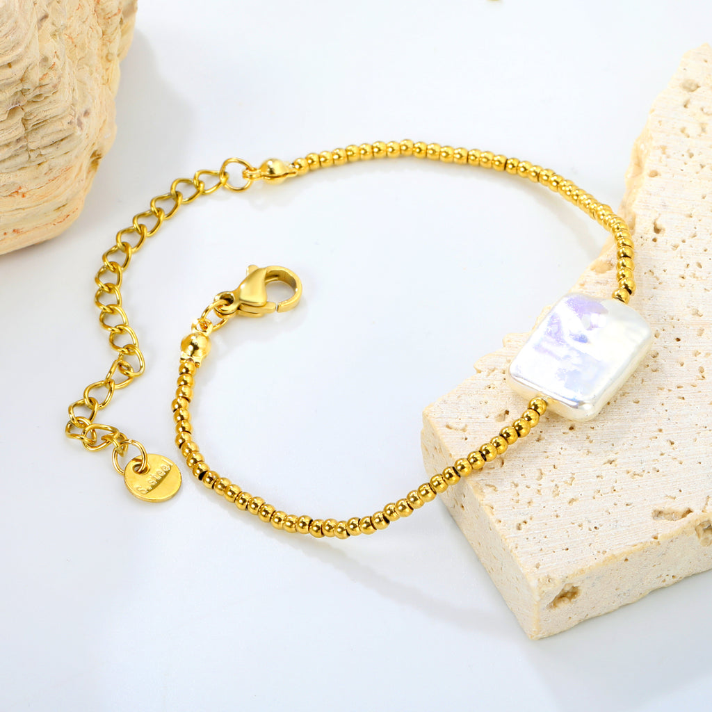 Baroque Pearl & Gold Bead Bracelet