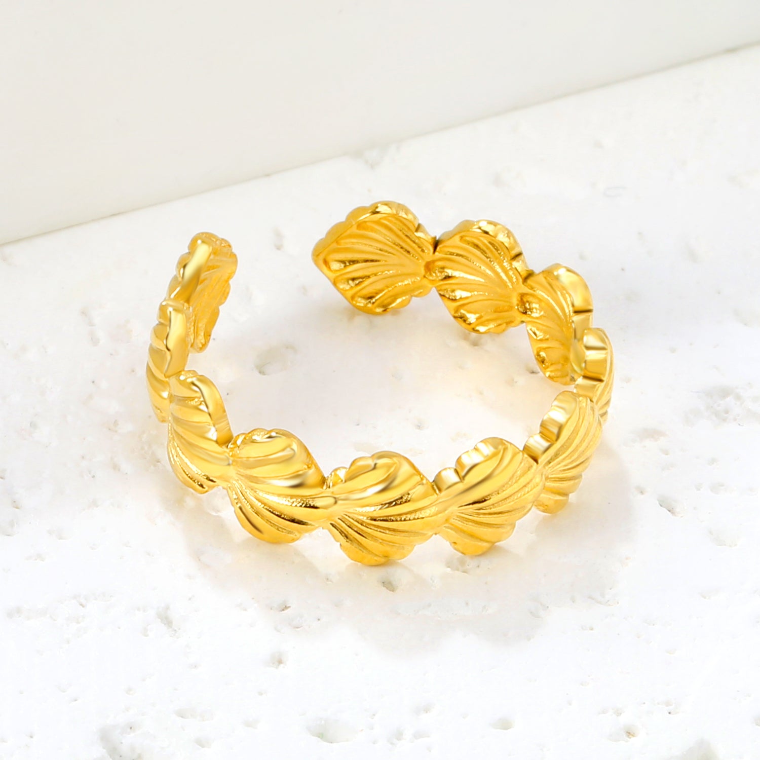 Scallop Seashell Gold Adjustable Ring