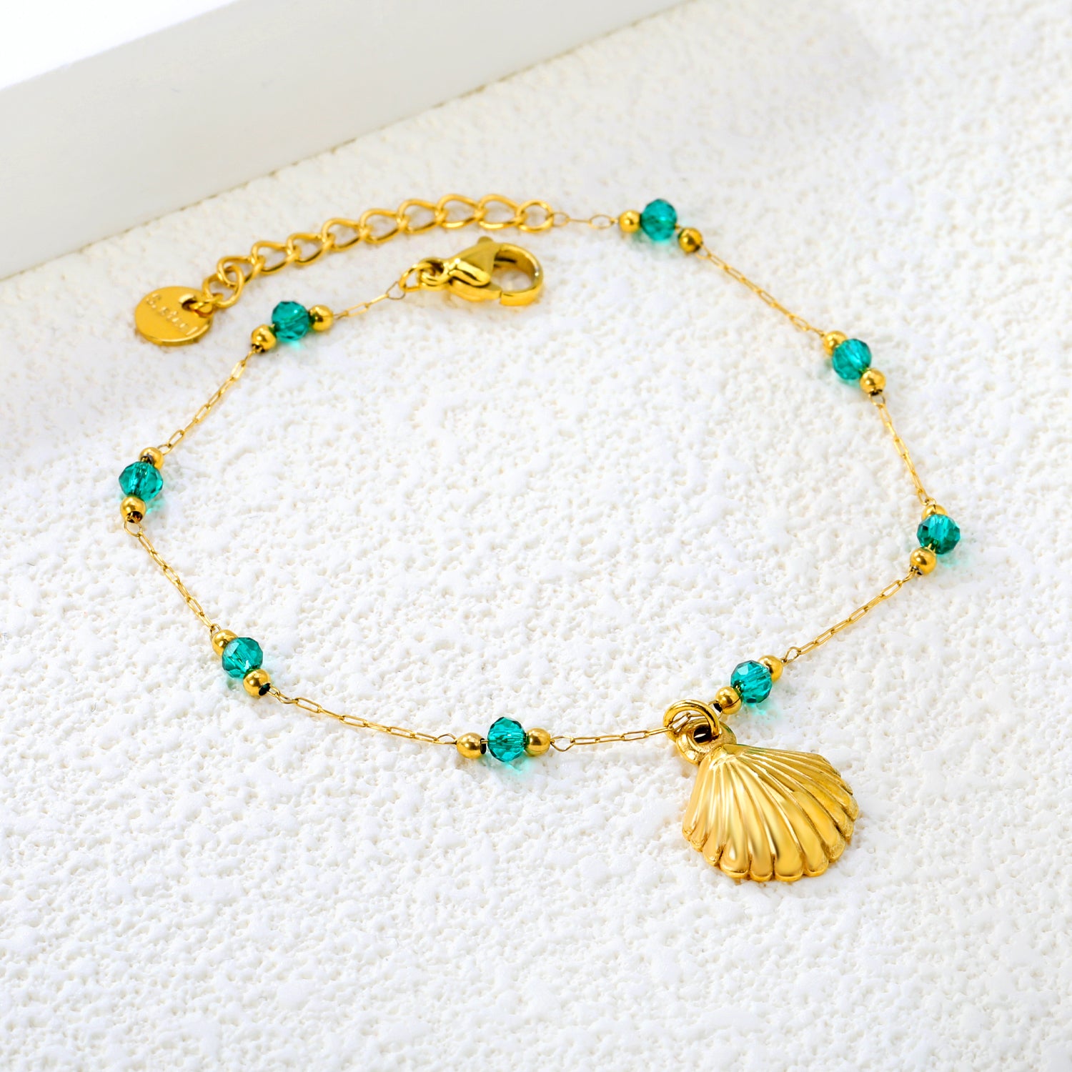 Seashell & Green Bead Charm Bracele