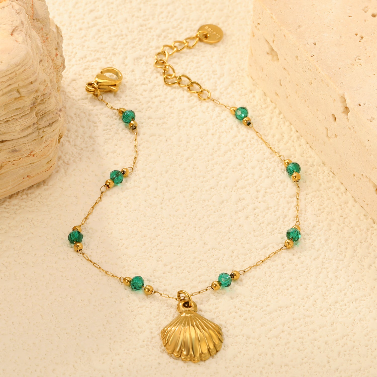 Seashell & Green Bead Charm Bracele