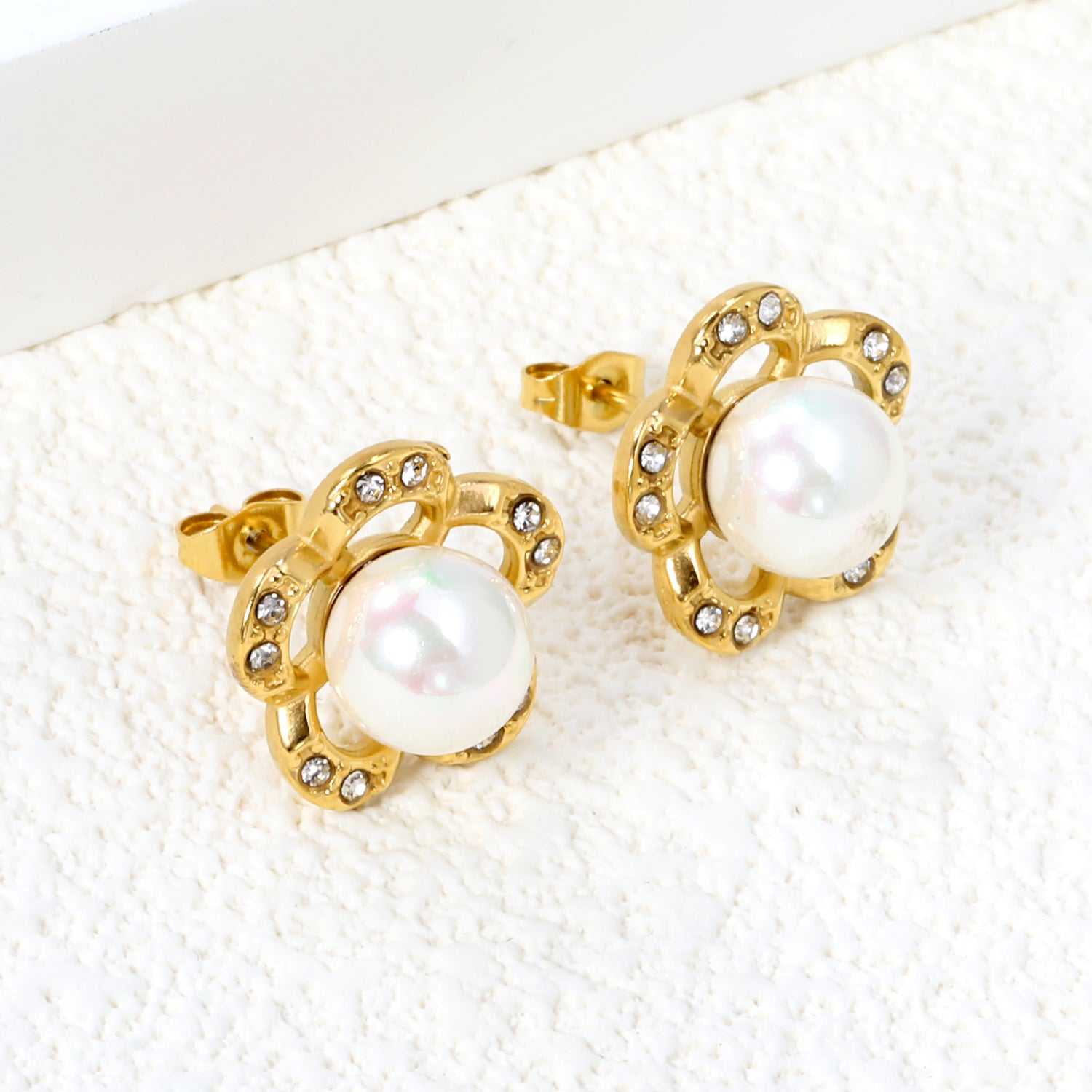 Crystal Pearl Flower Stud Earrings