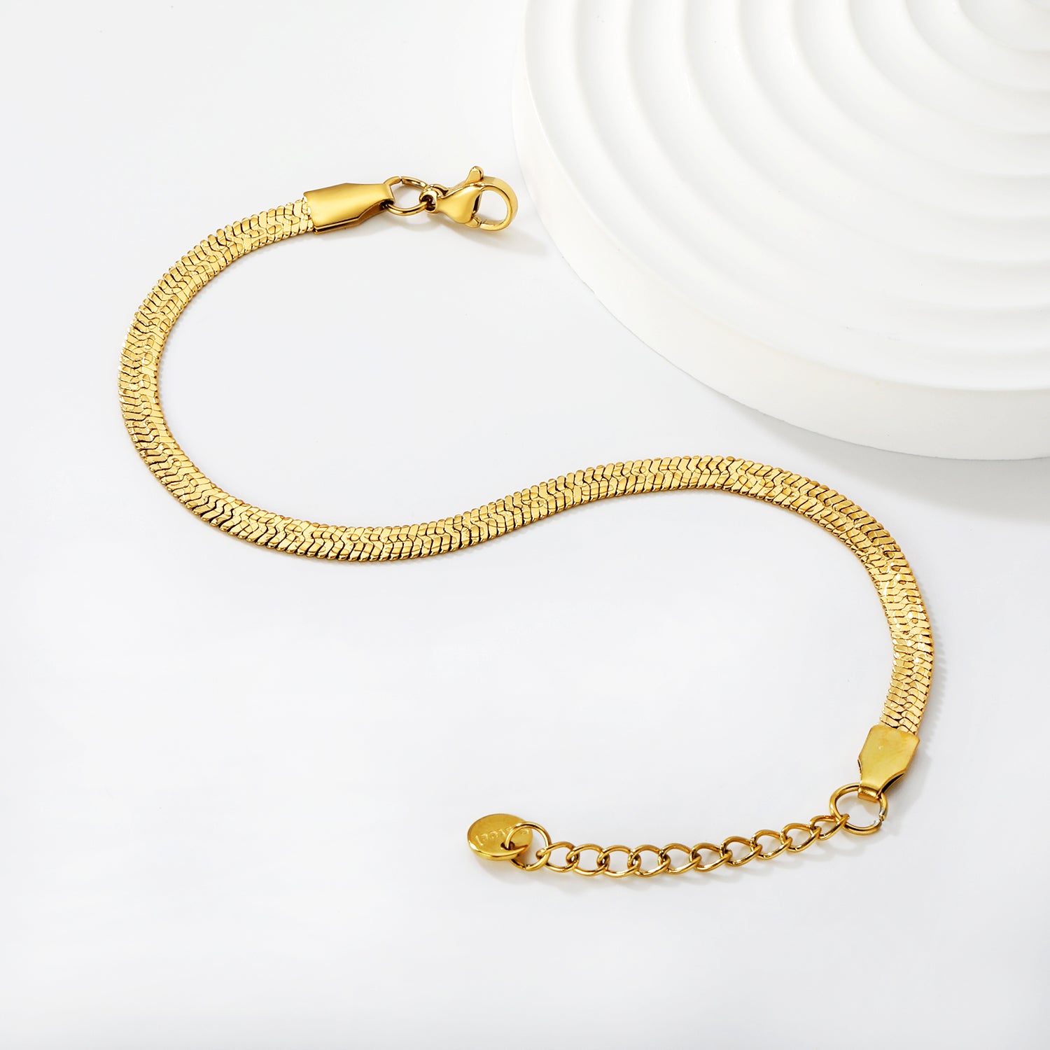 Herringbone Bracelet - 18k Gold Plated Stainless Steel