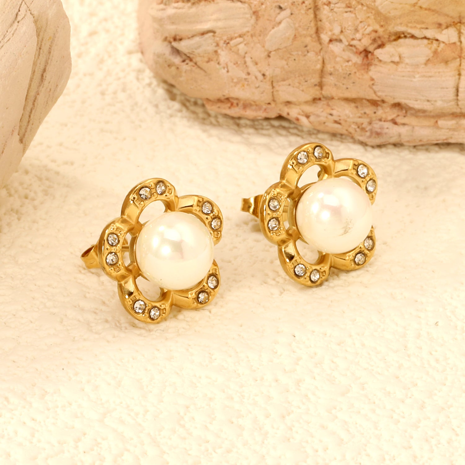 Crystal Pearl Flower Stud Earrings