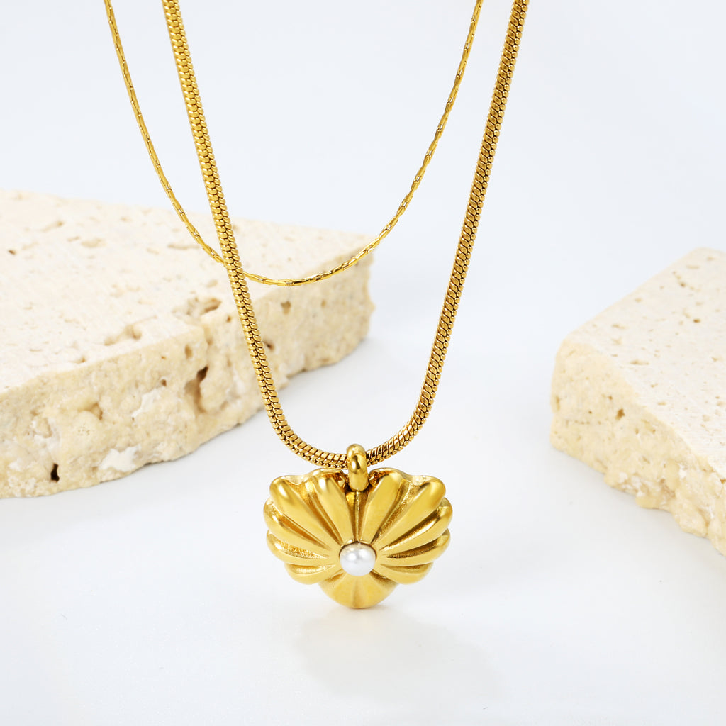 Layered Gold Scalloped Flower Heart Necklace