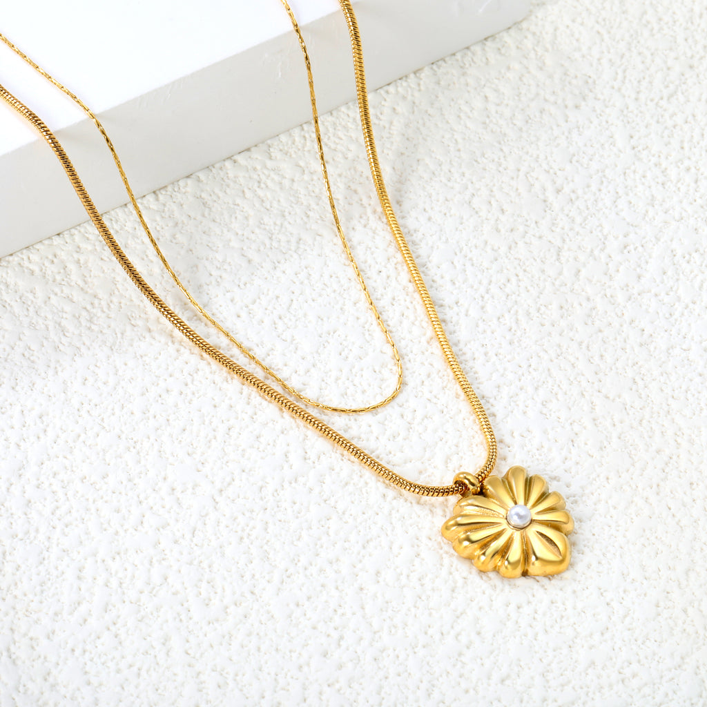 Layered Gold Scalloped Flower Heart Necklace