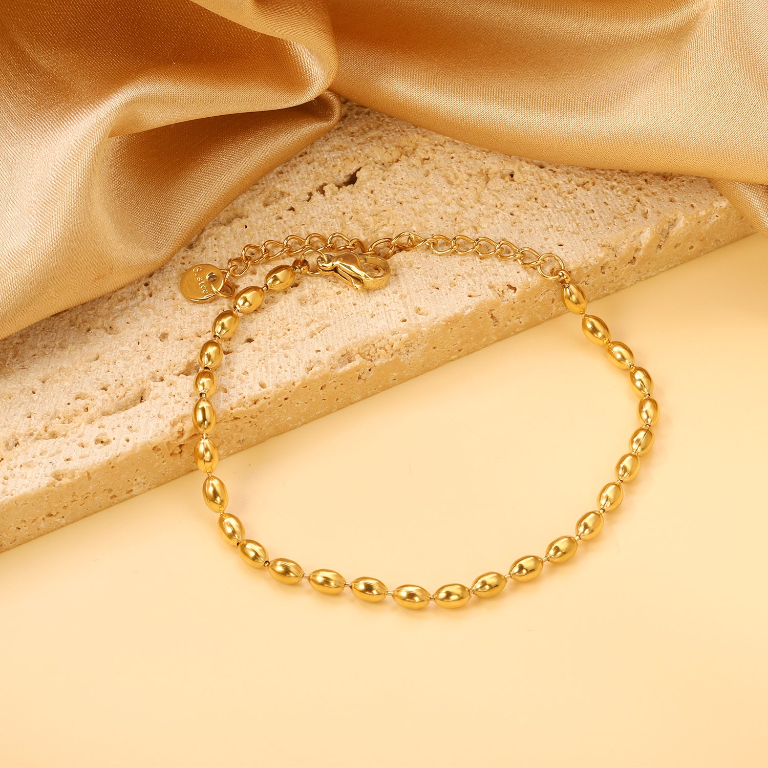 Minimalist Gold Oval Bead Bracelet
