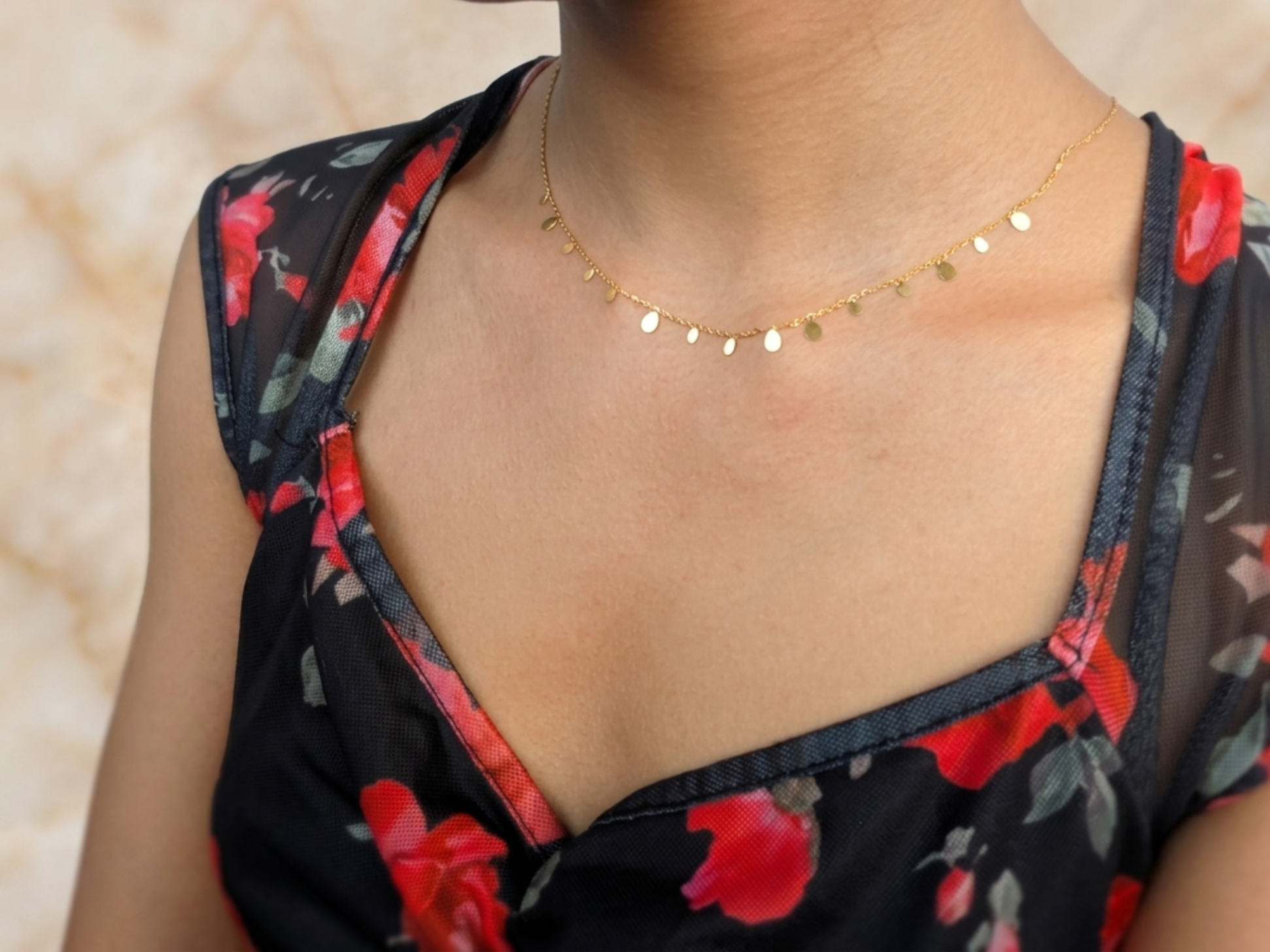 Droplet Charm Necklace - 18k Gold Plated Stainless Steel