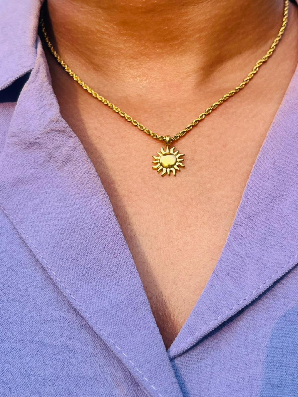 18K Gold Plated Sun Pendant Rope Chain Necklace | Waterproof | ELAZO