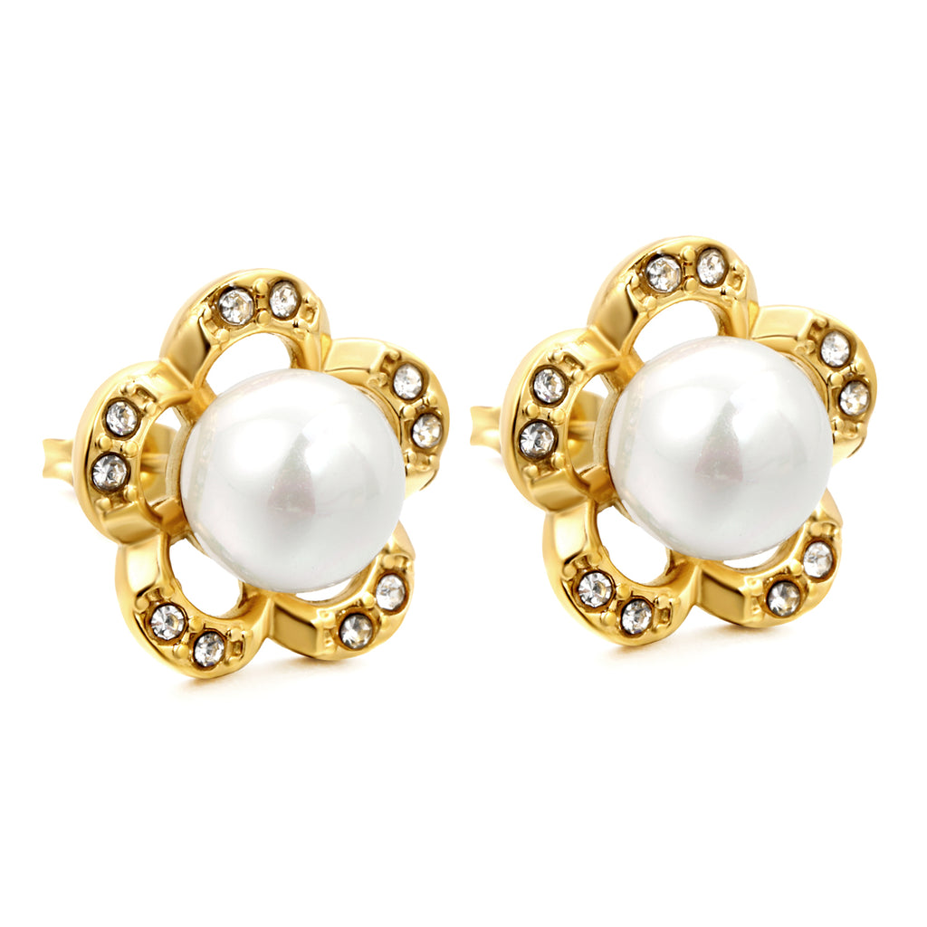 18k gold plated earrings with pearls and small diamonds on a white elazobackground